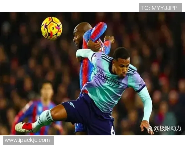 足球场上的逆袭之路那些被低估的丑陋明星如何赢得球迷的心